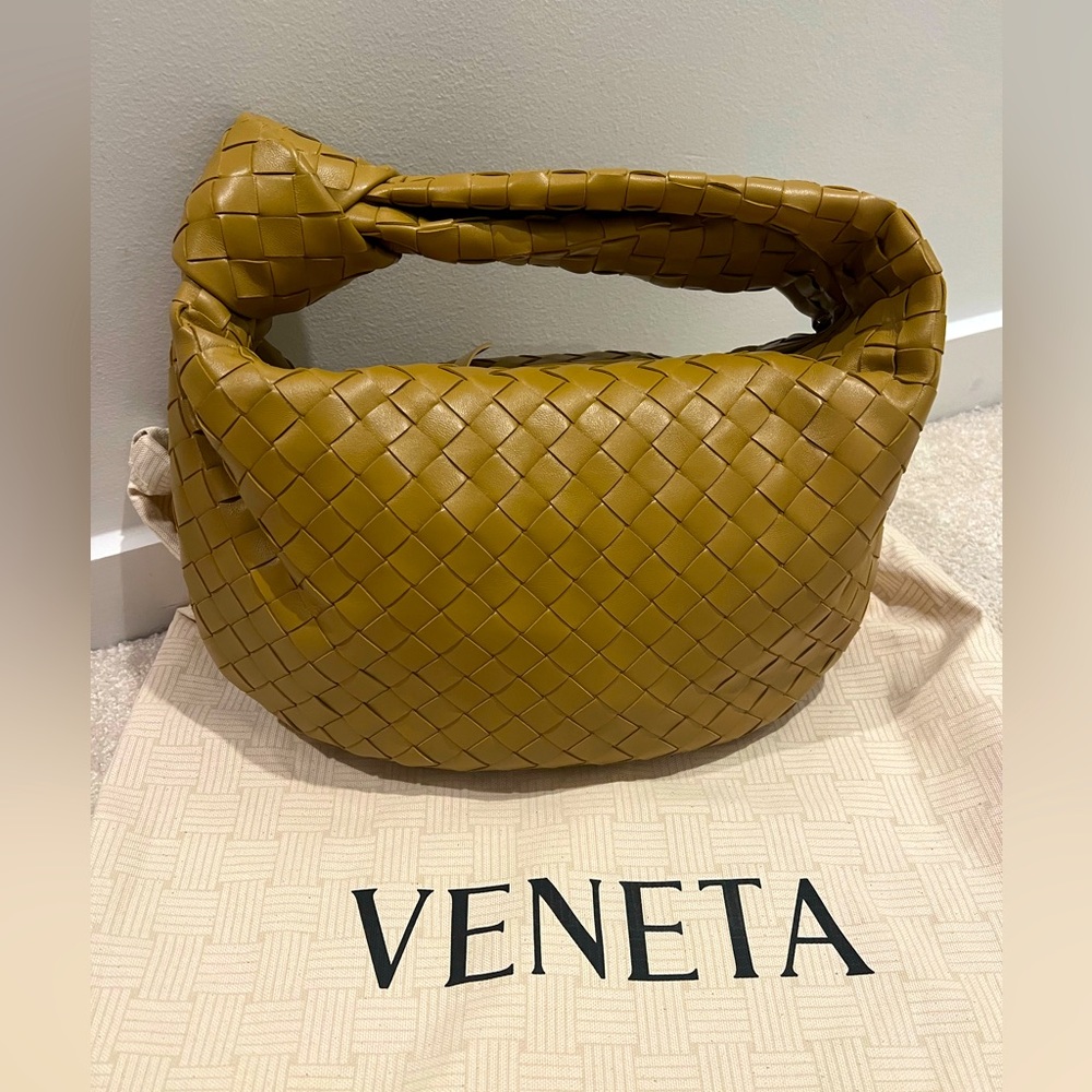*SOLD* BRAND NEW Bottega Veneta Teen Jodie Bag